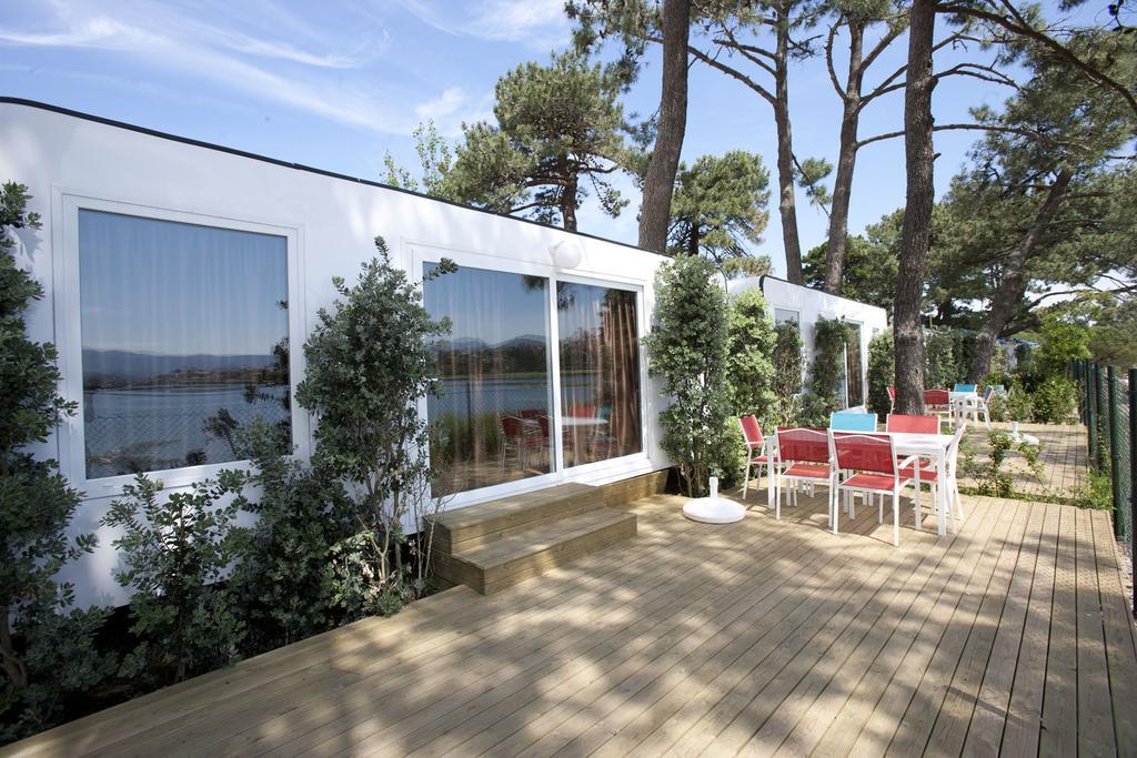 Camping Bayona Playa Sabaris Exterior photo