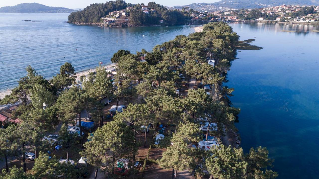 Camping Bayona Playa Sabaris Exterior photo