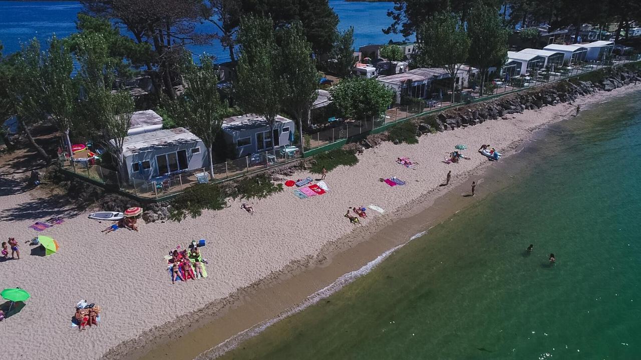 Camping Bayona Playa Sabaris Exterior photo