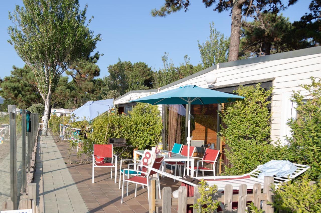 Camping Bayona Playa Sabaris Exterior photo