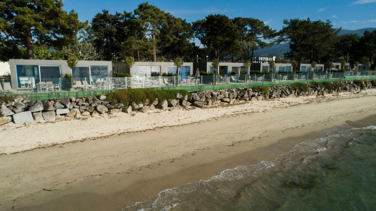 Camping Bayona Playa Sabaris Exterior photo